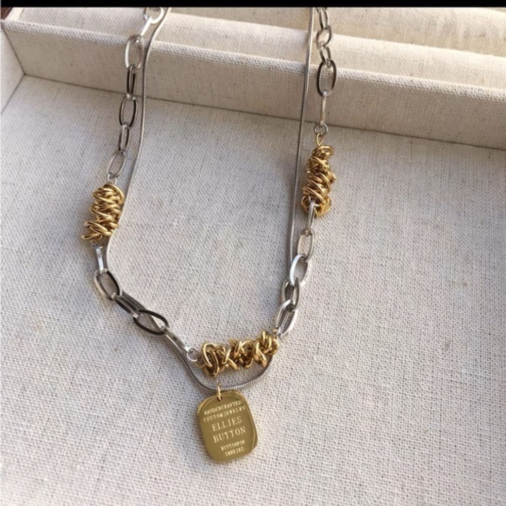 - - - Stainless   Steel fashion necklace
